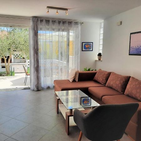 Apartment Mato Barbariga Εξωτερικό φωτογραφία