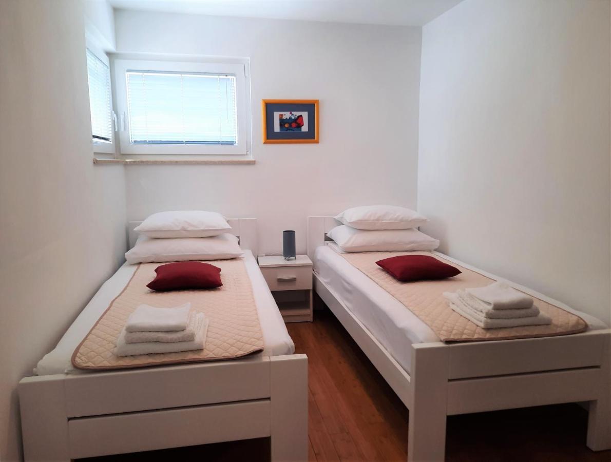 Apartment Mato Barbariga Εξωτερικό φωτογραφία